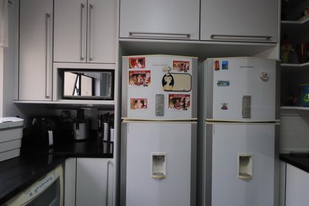 Apartamento à venda com 288m², 4 quartos e 5 vagasCozinha