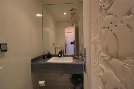 Apartamento à venda com 288m², 4 quartos e 5 vagasLavabo