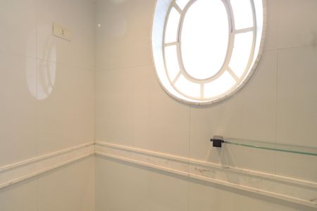 Apartamento à venda com 288m², 4 quartos e 5 vagasBanheiro Social