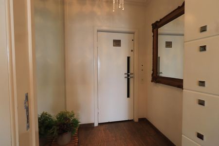 Apartamento à venda com 288m², 4 quartos e 5 vagasHall de entrada