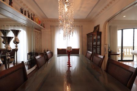 Apartamento à venda com 288m², 4 quartos e 5 vagasSala de Jantar