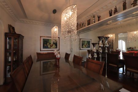 Apartamento à venda com 288m², 4 quartos e 5 vagasSala de Jantar