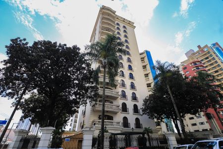 Apartamento à venda com 288m², 4 quartos e 5 vagas Apartamento à venda com 288m², 4 quartos e 5 vagasFachada