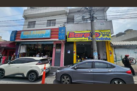 Casa para alugar com 60m², 2 quartos e sem vagaFachada