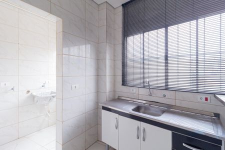 Casa para alugar com 60m², 2 quartos e sem vagaCozinha e área de serviço