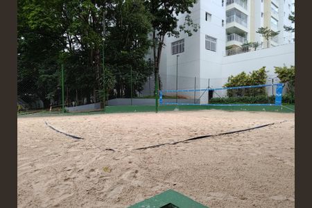 Apartamento à venda com 126m², 3 quartos e 2 vagas Apartamento à venda com 126m², 3 quartos e 2 vagasQuadra Esportiva