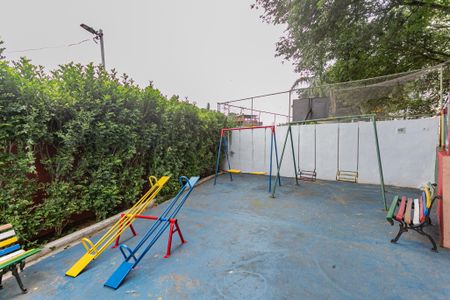 Apartamento à venda com 65m², 3 quartos e 1 vaga Apartamento à venda com 65m², 3 quartos e 1 vagaÁrea comum - Playground