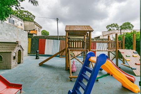 Apartamento à venda com 65m², 3 quartos e 1 vaga Apartamento à venda com 65m², 3 quartos e 1 vagaÁrea comum - Playground