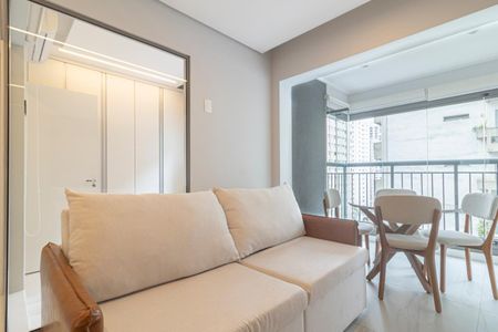 Sala de apartamento para alugar com 2 quartos, 54m² em Indianópolis, São Paulo