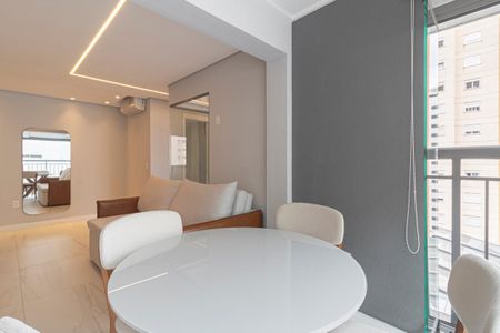 Varanda de apartamento para alugar com 2 quartos, 54m² em Indianópolis, São Paulo