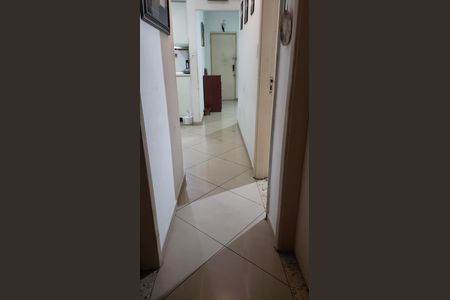 Corredor de apartamento à venda com 3 quartos, 85m² em Rocha, Rio de Janeiro