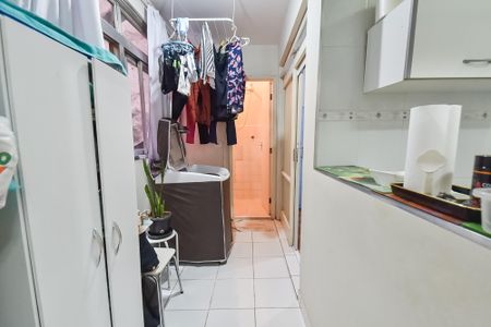 Apartamento à venda com 83m², 2 quartos e 1 vagaÁrea de serviço