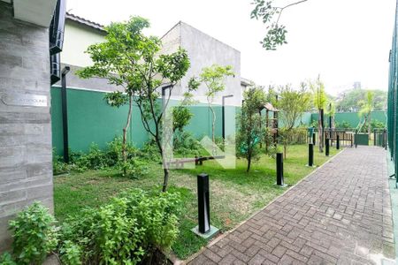 Apartamento para alugar com 72m², 2 quartos e 1 vaga Área comum