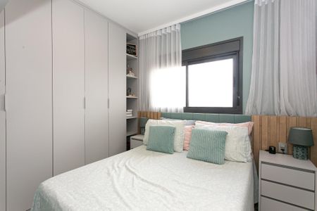 Apartamento para alugar com 72m², 2 quartos e 1 vagaSuíte