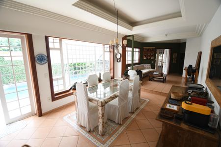 Casa à venda com 360m², 4 quartos e 3 vagasSala 2