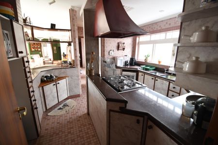 Casa à venda com 360m², 4 quartos e 3 vagasCozinha