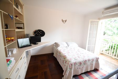 Casa à venda com 360m², 4 quartos e 3 vagasQuarto 2