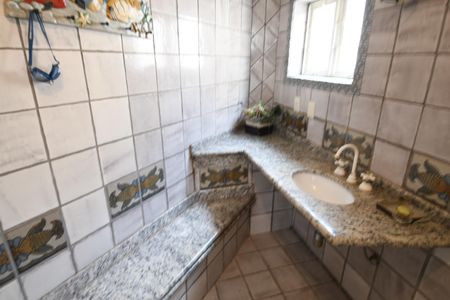 Casa à venda com 360m², 4 quartos e 3 vagasBanheiro