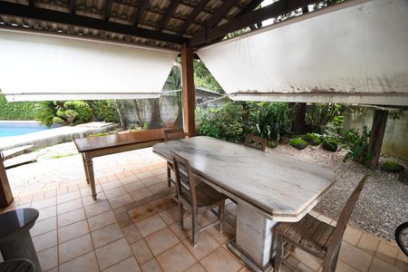 Casa à venda com 360m², 4 quartos e 3 vagasVaranda gourmet