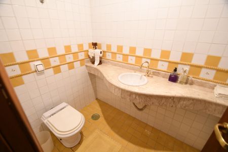 Casa à venda com 360m², 4 quartos e 3 vagasLavabo