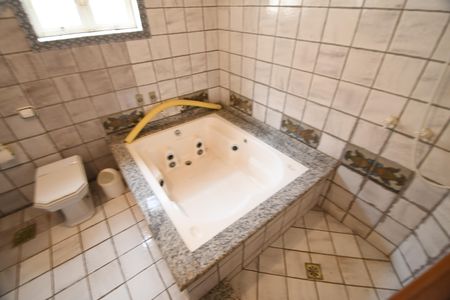 Casa à venda com 360m², 4 quartos e 3 vagasBanheiro