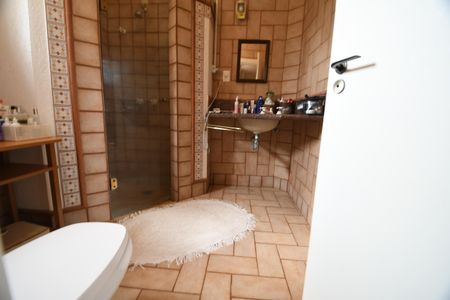 Casa à venda com 360m², 4 quartos e 3 vagasBanheiro Suíte