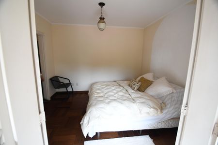 Casa à venda com 360m², 4 quartos e 3 vagasQuarto 3 - Suíte