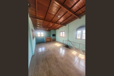 Casa para alugar com 240m², 4 quartos e sem vagaÁrea Comum 