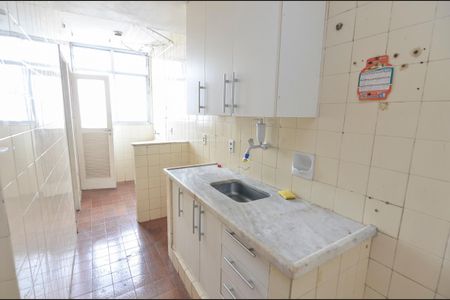 Apartamento à venda com 75m², 2 quartos e 1 vagaCozinha