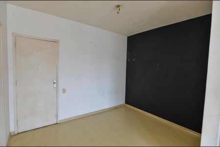 Apartamento à venda com 75m², 2 quartos e 1 vagaSala