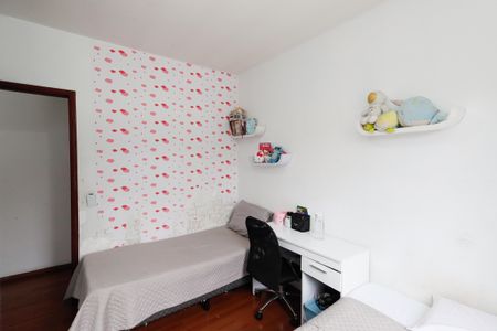 Casa à venda com 128m², 4 quartos e 2 vagasQuarto 2