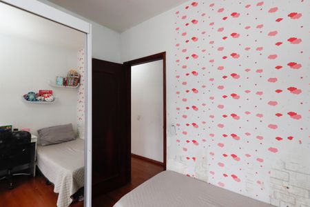 Casa à venda com 128m², 4 quartos e 2 vagasQuarto 2