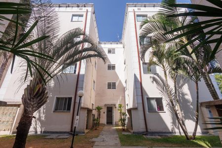 Apartamento para alugar com 49m², 2 quartos e 1 vagaFachada do bloco