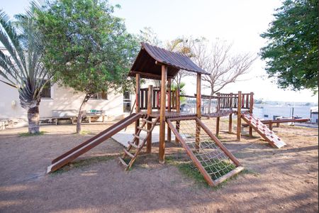 Apartamento para alugar com 49m², 2 quartos e 1 vagaÁrea comum - Playground de madeira