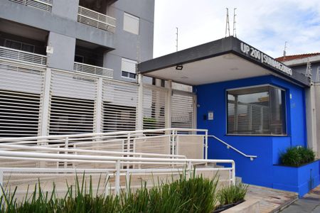 Apartamento para alugar com 55m², 2 quartos e 1 vagaFachada e portaria