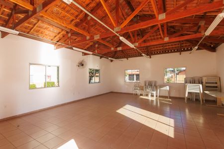 Apartamento para alugar com 52m², 2 quartos e 1 vagaÁrea comum - Salão de festas