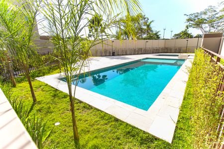 Apartamento para alugar com 36m², 2 quartos e sem vaga Apartamento para alugar com 36m², 2 quartos e sem vagaÁrea comum - Piscina