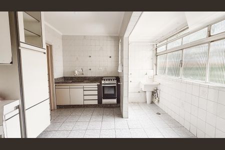 Apartamento para alugar com 64m², 2 quartos e 1 vaga Apartamento para alugar com 64m², 2 quartos e 1 vagaCozinha e Área de Serviço