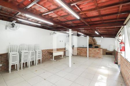 Apartamento para alugar com 64m², 2 quartos e 1 vagaÁrea comum - Churrasqueira