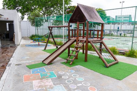 Apartamento para alugar com 44m², 2 quartos e sem vagaÁrea comum - Playground