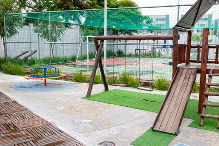 Apartamento para alugar com 44m², 2 quartos e sem vagaÁrea comum - Playground
