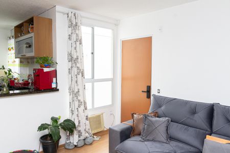Sala de apartamento para alugar com 2 quartos, 44m² em Santa Cruz, Rio de Janeiro