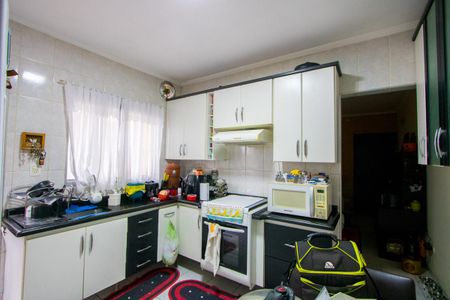 Casa à venda com 250m², 3 quartos e 2 vagas Casa à venda com 250m², 3 quartos e 2 vagasCasa 1 - Cozinha