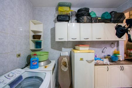 Casa à venda com 250m², 3 quartos e 2 vagas Casa à venda com 250m², 3 quartos e 2 vagasÀrea de serviço