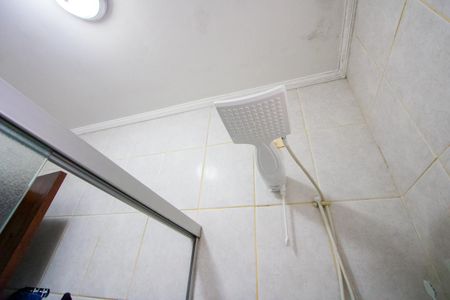 Casa à venda com 250m², 3 quartos e 2 vagas Casa à venda com 250m², 3 quartos e 2 vagasCasa 1 - Banheiro