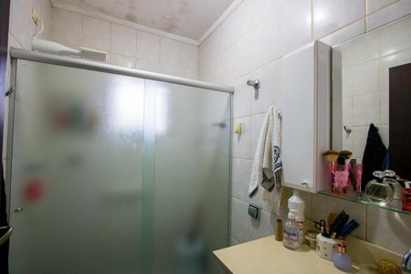 Casa à venda com 250m², 3 quartos e 2 vagas Casa à venda com 250m², 3 quartos e 2 vagasCasa 1 - Banheiro