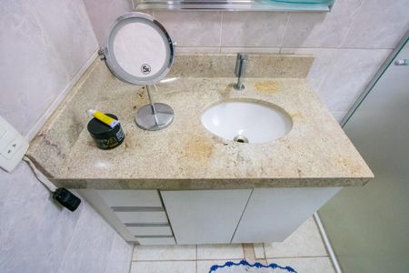 Casa à venda com 250m², 3 quartos e 2 vagas Casa à venda com 250m², 3 quartos e 2 vagasCasa 2 - Banheiro