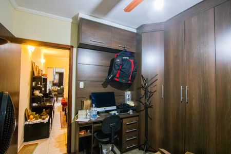 Casa à venda com 250m², 3 quartos e 2 vagas Casa à venda com 250m², 3 quartos e 2 vagasCasa 1 - Quarto 1