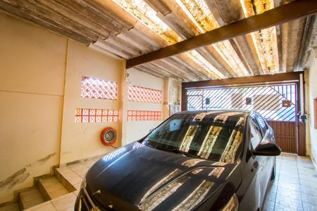 Casa à venda com 250m², 3 quartos e 2 vagas Casa à venda com 250m², 3 quartos e 2 vagasGaragem