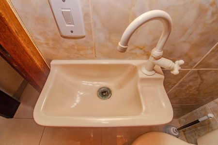 Casa de condomínio à venda com 93m², 3 quartos e 1 vaga Casa de condomínio à venda com 93m², 3 quartos e 1 vagaLavabo